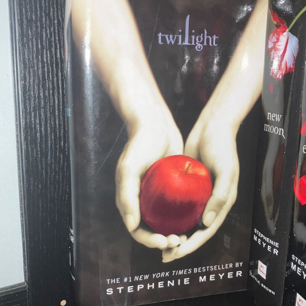 Full book series of the Twilight Saga